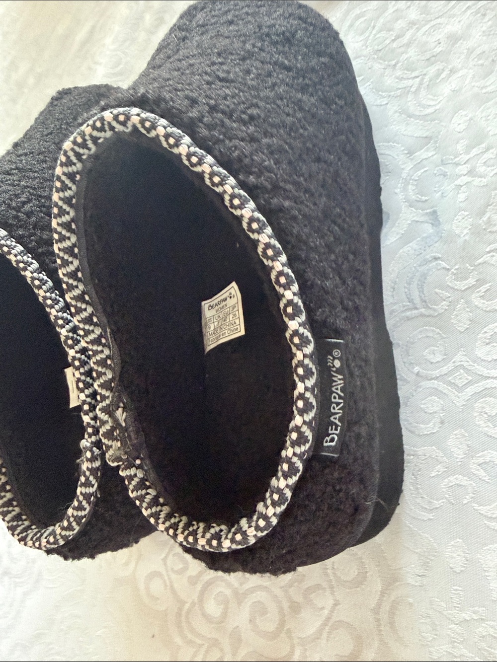Bearpaw Cozy Black Sherpa Slip-On - Picture 8 of 16